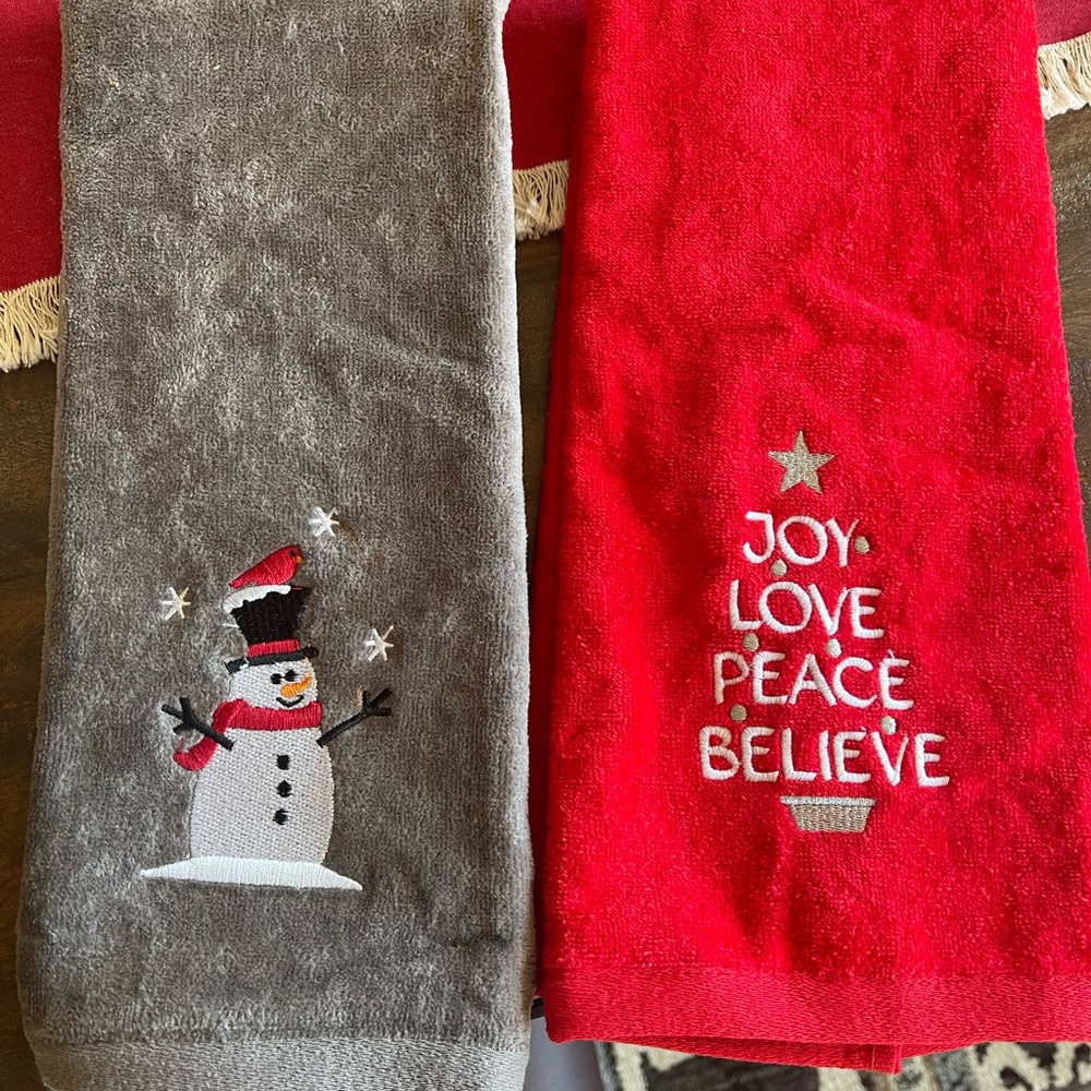 Christmas hand towels